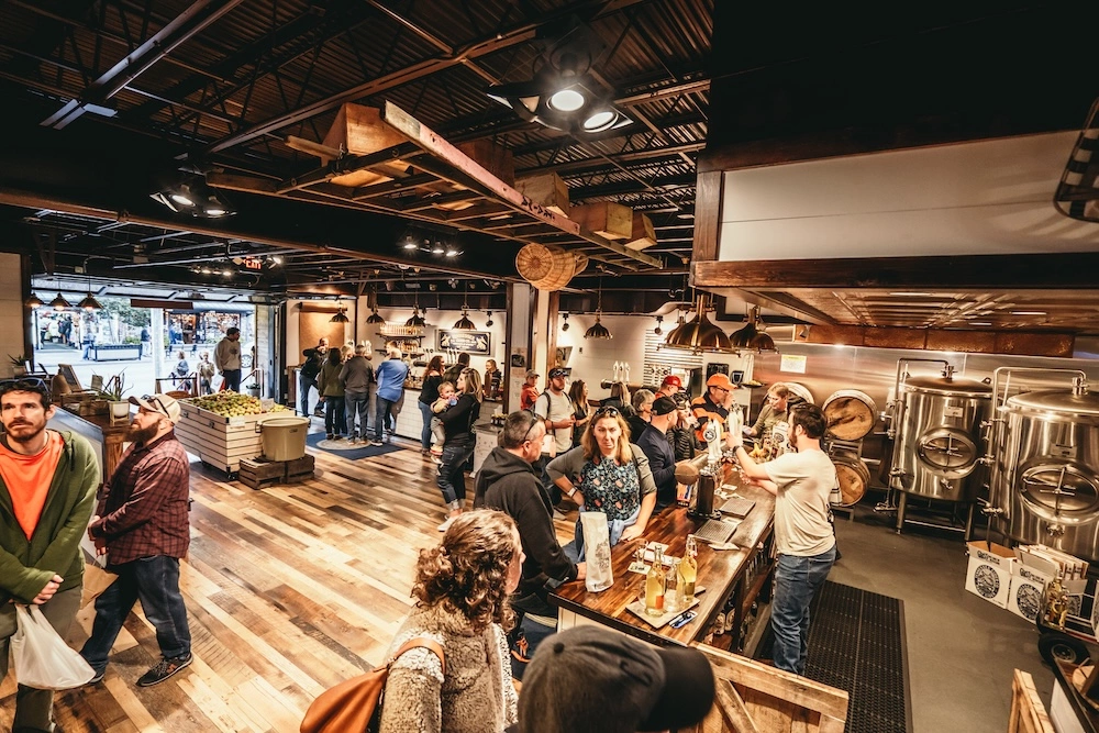 cider tasting at Tennessee Cider Company